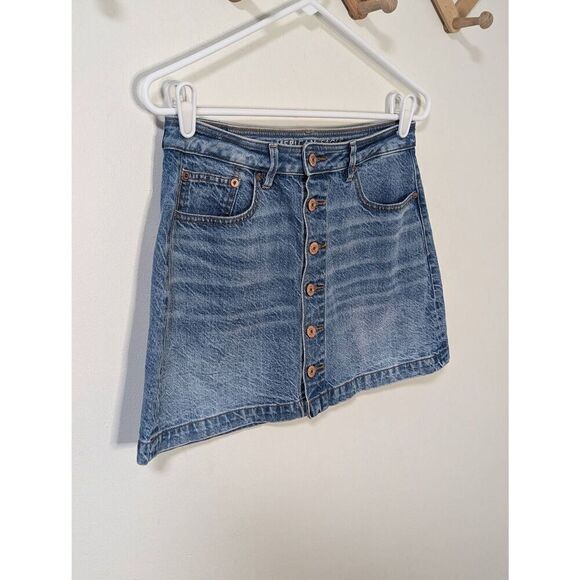 American Eagle Super High Rise A-Line Button down Denim Mini Skirt - Size 6 - Picture 2 of 7